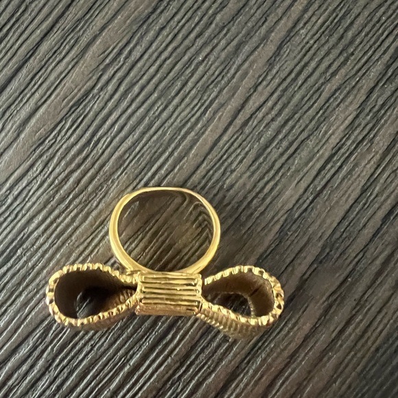 Kate Spade Bow Statement Ring - Picture 2 of 4